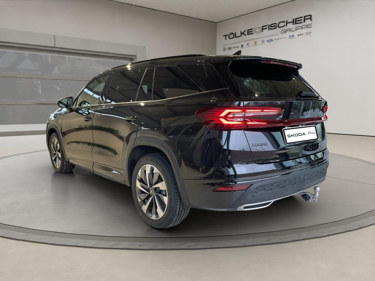 Skoda Kodiaq 2.0 TDI W Sportline SOFORT VERFÜGBAR! DCC ACC AHK AUT Kam.
