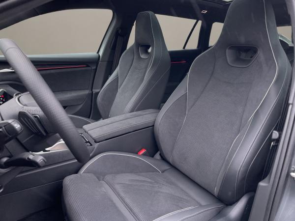 Skoda Superb Combi 2.0 TDI DSG Sportline SOFORT VERFÜGBAR! DCC ACC AHK AUT