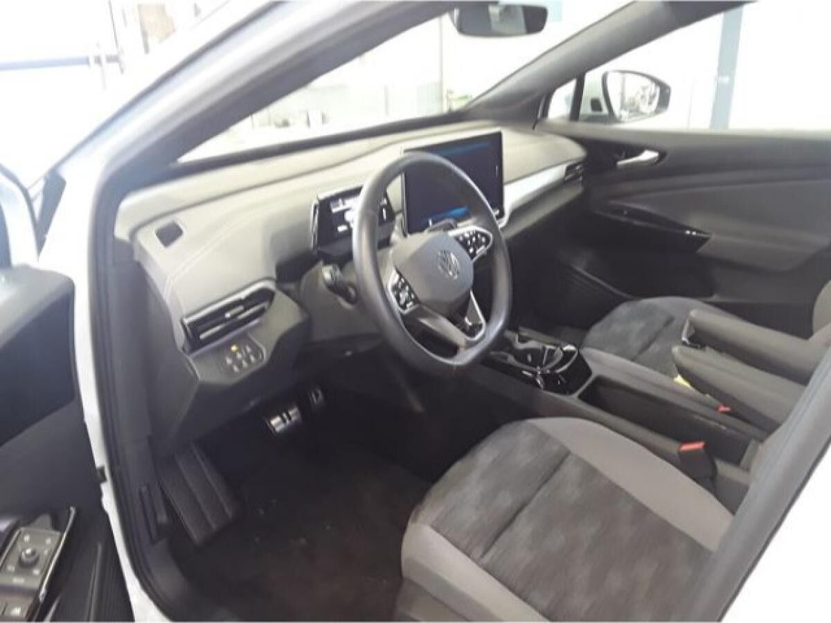 Volkswagen ID.5 Pro (77kWh) mit Entertainment-Paket Navi AHK IQ.LIGHT - LED-Matrix-Scheinwerfer DAB+