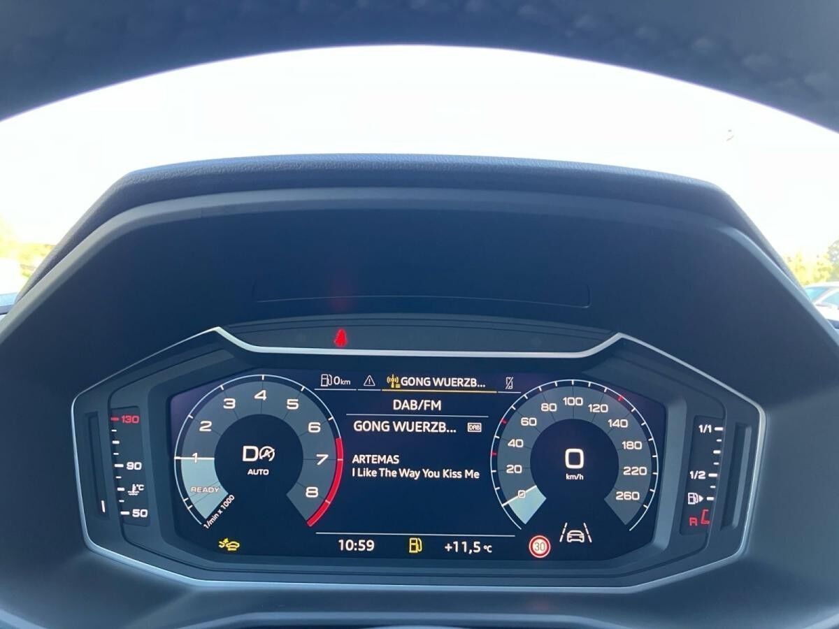 Audi A1 Sportback 30TFSI S-tronic / Connect, LED, RFK