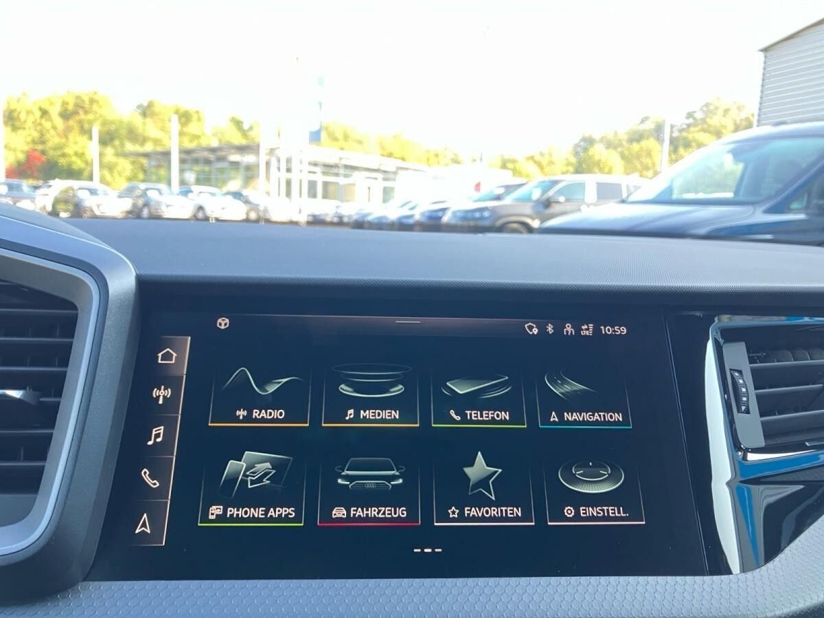 Audi A1 Sportback 30TFSI S-tronic / Connect, LED, RFK