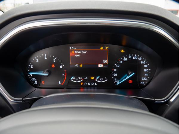 Ford Focus Titanium Style Lim. Kamera Navi LED Shz uvm. -K.T-