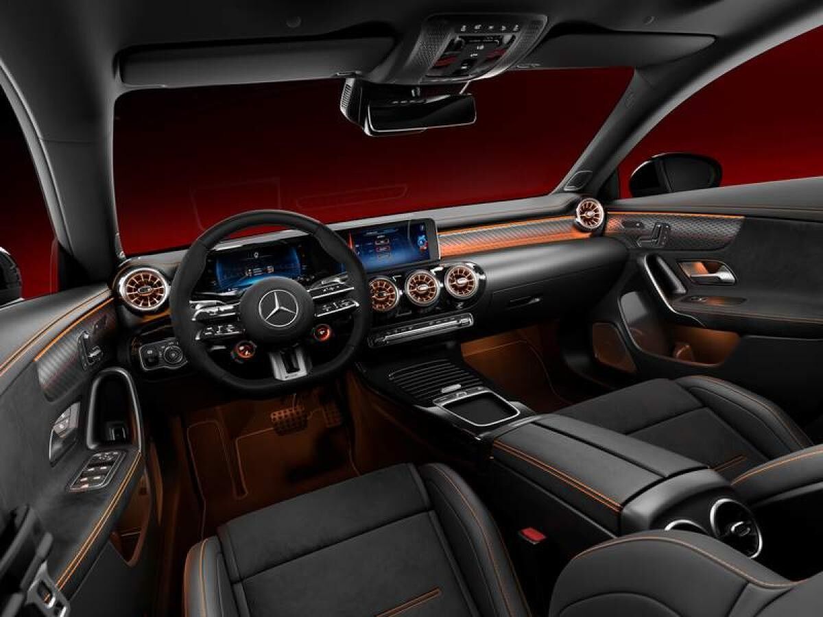 Mercedes-Benz CLA 200 inkl. Wartung/Verschleiß + GAP Service + Reifenservice + Schadenmanagement