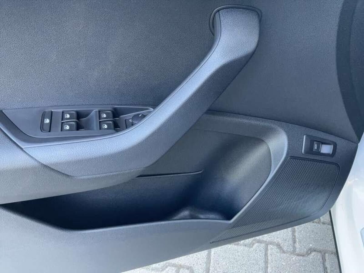 Skoda Karoq KAROQ SPORTLINE 1,5 TSI 110 KW 7-GANG-DSG