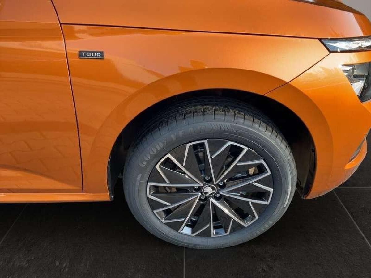 Skoda Kamiq KAMIQ TOUR 1,0 TSI 85 KW 7-GANG-DSG