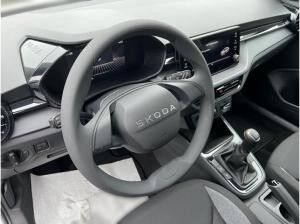 Skoda Fabia Essence 1.0 TSI *LED*SHZ*PDC*BT