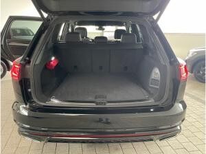 Volkswagen Touareg R-Line 4MO*NAV*AHK*Niveau*ACC*Dynaudio* Volkswagen Touareg R-Line 4MO*NAV*AHK*Niveau*ACC*Dynaudio*
