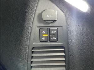 Volkswagen Touareg R-Line 4MO*NAV*AHK*Niveau*ACC*Dynaudio* Volkswagen Touareg R-Line 4MO*NAV*AHK*Niveau*ACC*Dynaudio*