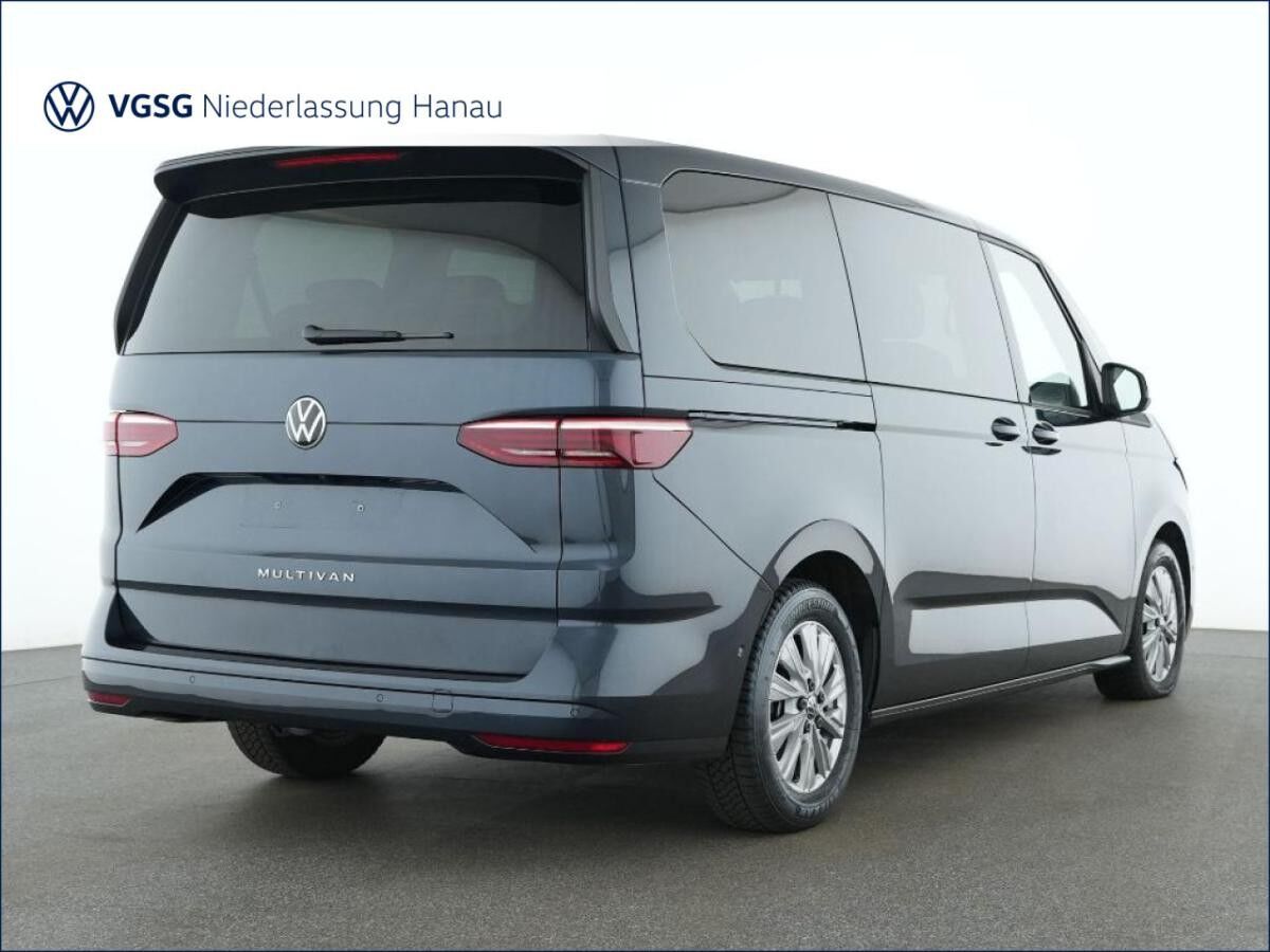 Volkswagen Multivan Lang Life DCC AHK Panoramadach AGR 7 Sitz