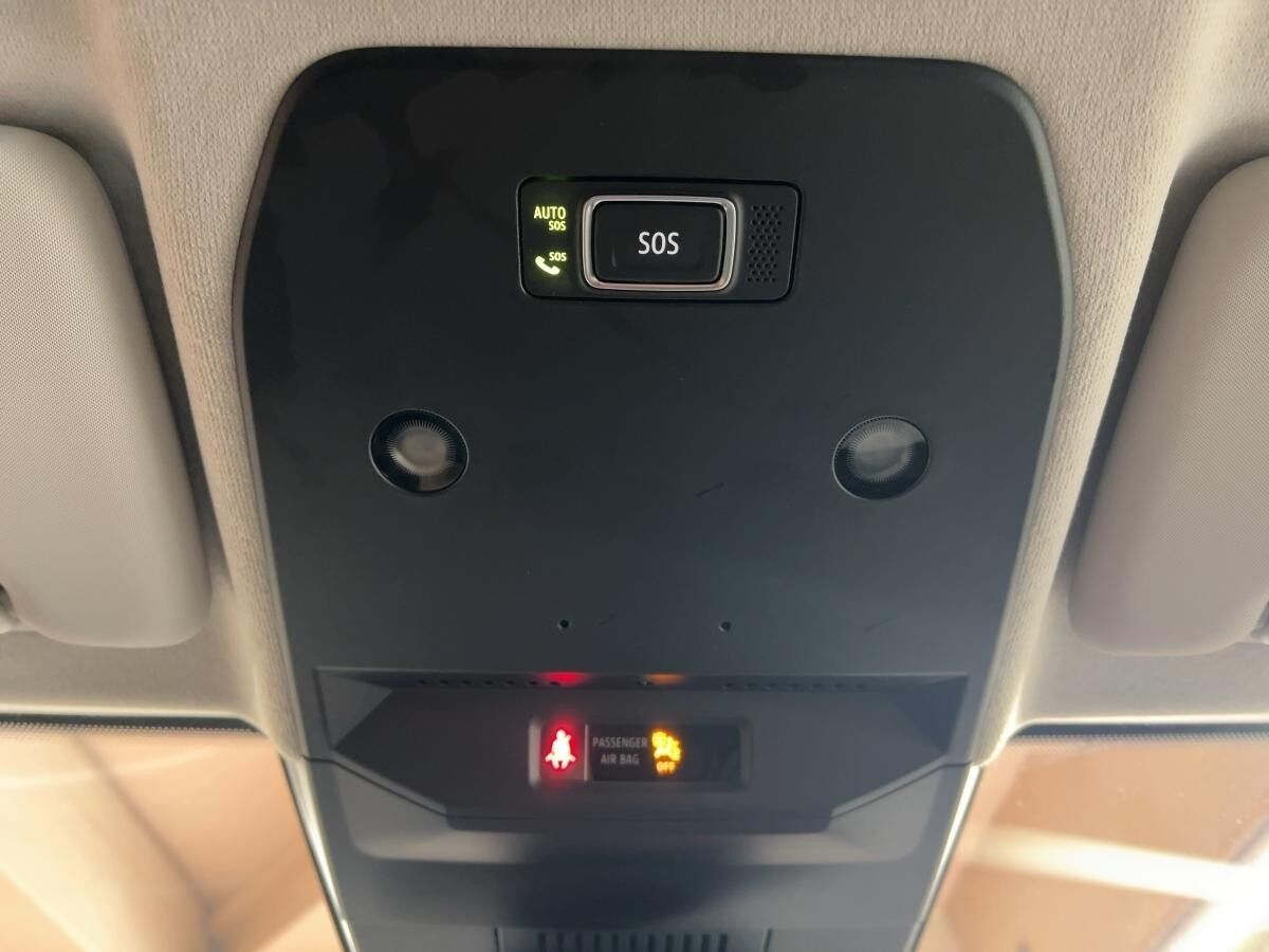 Renault Megane E-Tech Megane E-TECH EVOLUTION EV60 130HP Renault Megane E-Tech Megane E-TECH EVOLUTION EV60 130HP