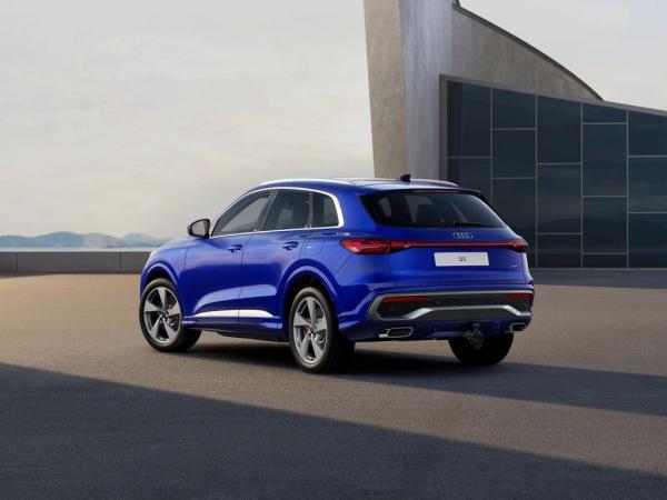 Audi Q5 SUV e-hybrid quattro