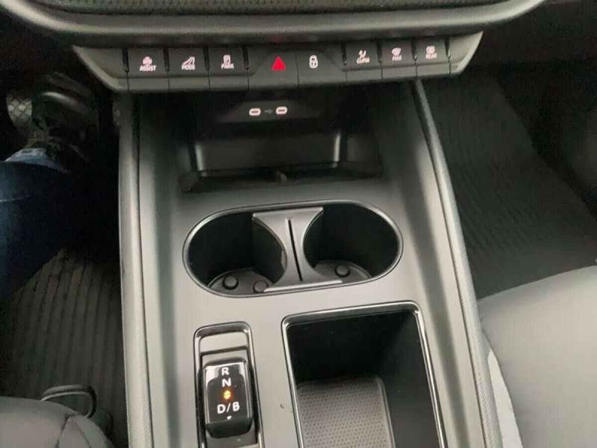 Skoda Elroq 50 TOUR SMART-PAKET ANHäNGERKUPPLUNG Skoda Elroq 50 TOUR SMART-PAKET ANHäNGERKUPPLUNG