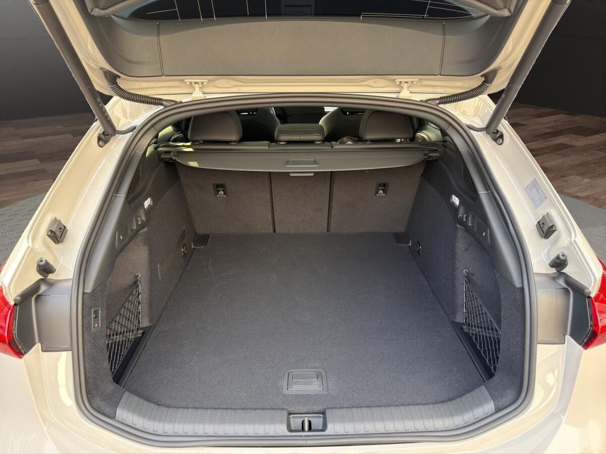 Audi S6 e-tron Avant / Tech pro, Hud, AHK, Pano