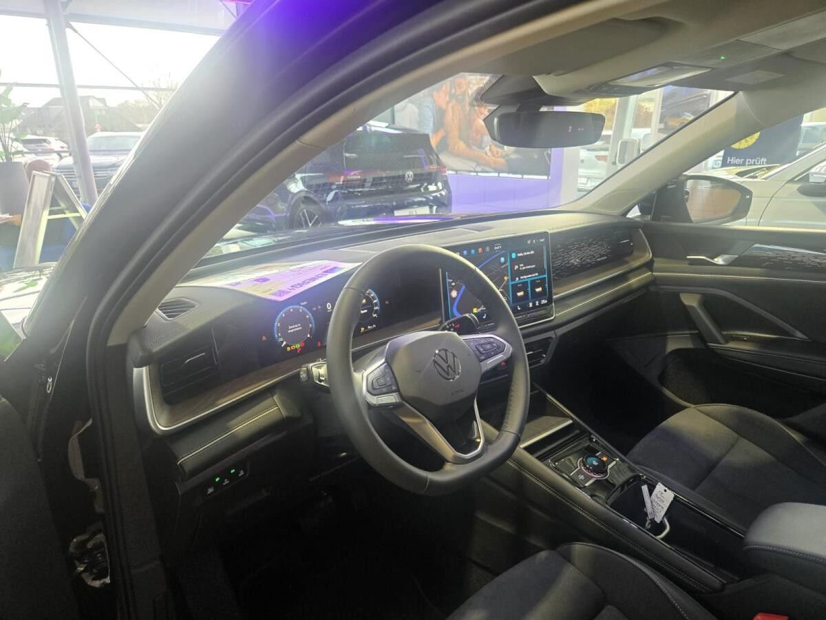 Volkswagen Tayron Elegance 2,0 l TSI 204 PS 4MOTION //SOFORT VERF.// -LED - AHK -NAVI- Massage usw.