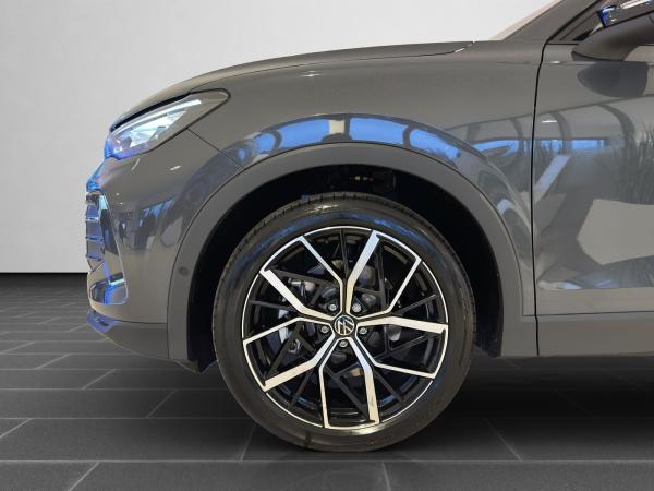 Volkswagen Tiguan Life "ENERGY" 2.0 TDI DSG PANO IQ AHK NAV