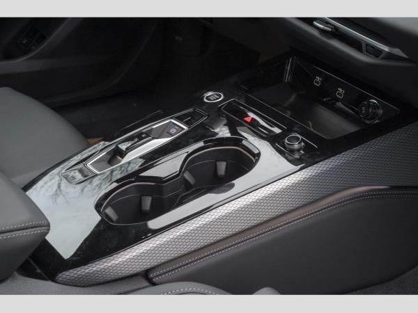 Audi A5 Avant e-hybrid quattro S line/Tech plus/Exterieurpaket schwa Audi A5 Avant e-hybrid quattro S line/Tech plus/Exterieurpaket schwa