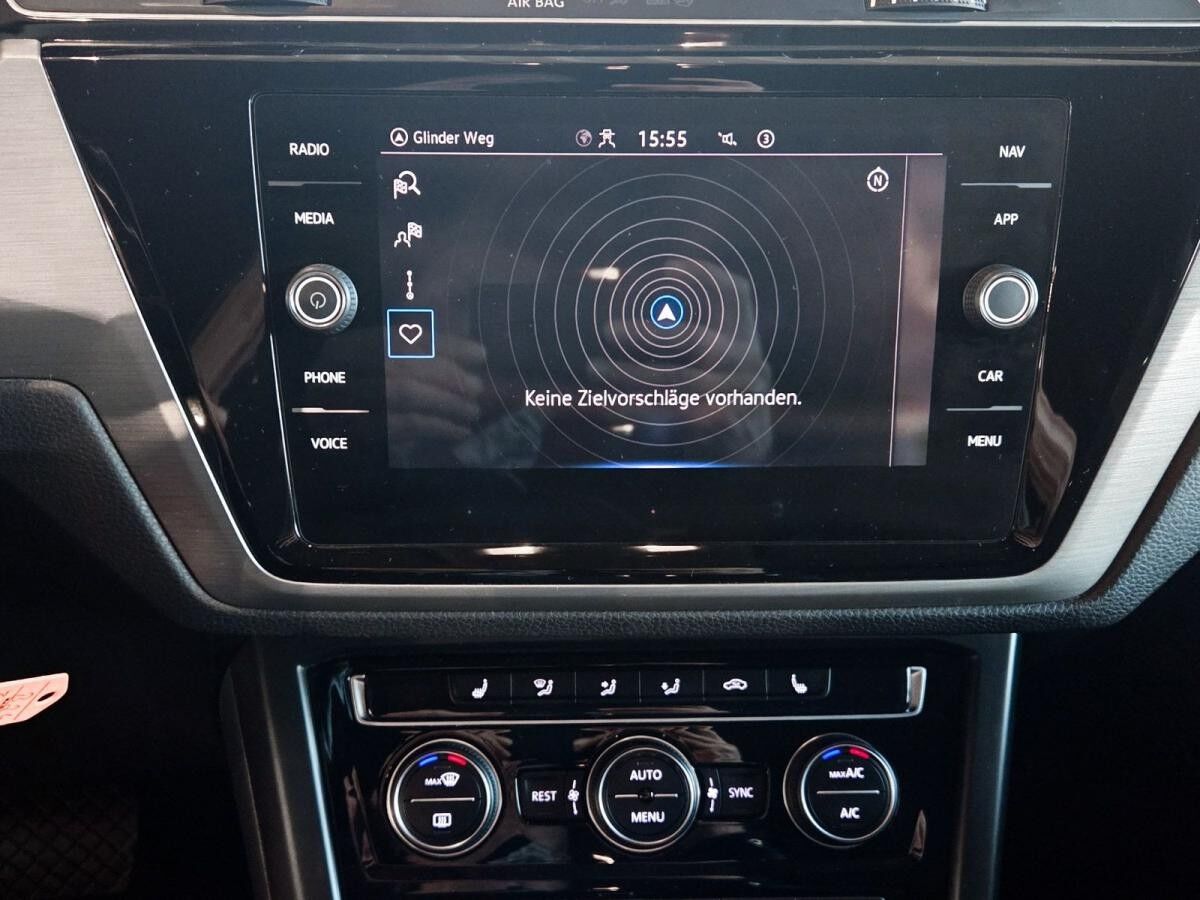 Volkswagen Touran 2.0 TDI Comfortline DSG AHK AppConnect Einparkhilfe