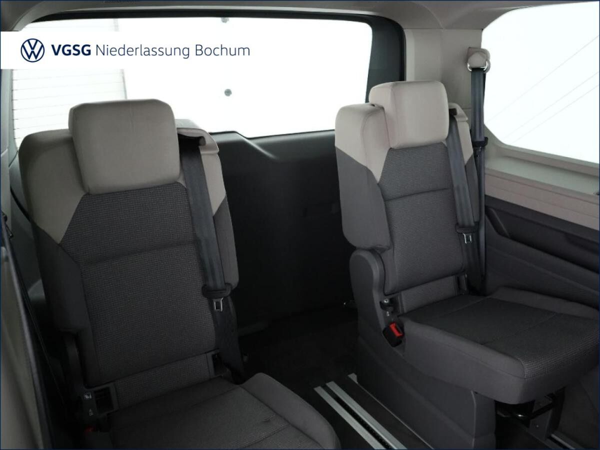 Volkswagen Multivan AHK Navi ParkAssist Kamera 6Sitzer LED