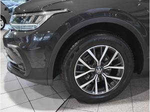 Volkswagen Tiguan 1.5 TSI Life DSG Park Assist Rear View AppConnect