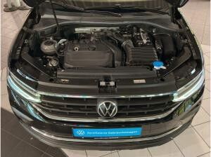 Volkswagen Tiguan 1.5TSI DSG United ParkAssist Navi LED-Scheinwerfer