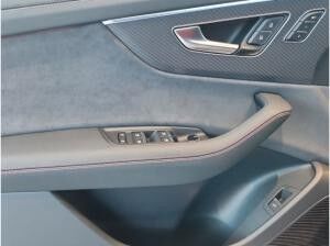 Audi RS Q8 RS-Abgas Laser LM 23" AHK Pano B&O Standhz.