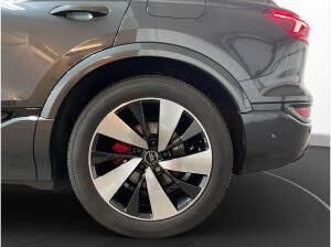 Audi Q6 e-tron S line AHK LED LM 20" Navi ACC Wärmepumpe