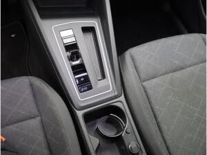 Volkswagen Golf Variant Life 1.5 eTSI DSG / Navi, App, LED+