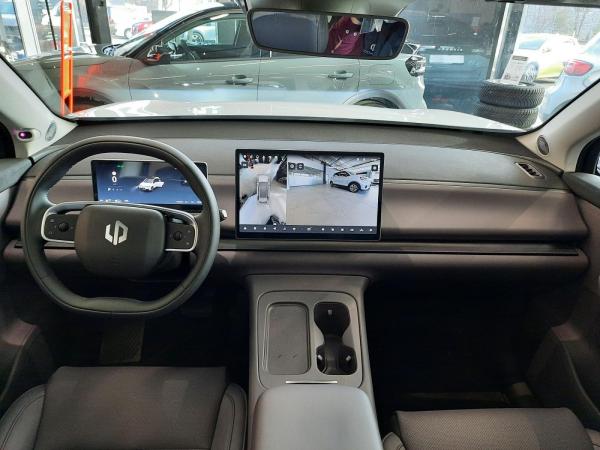 Leapmotor C10 C10 REEV Design sofort verfügbar