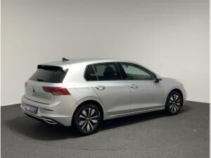 Volkswagen Golf VIII Lim. 1.5 TSI Navi RFK App Con.