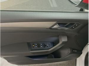 Volkswagen T-Roc 1.0 TSI Style App Connect Navi PDC Kamera