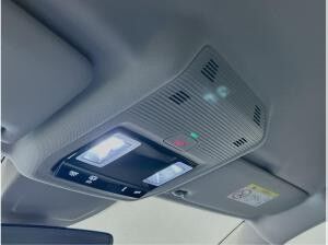 Volkswagen Golf VIII Lim. 1.5 TSI Navi RFK App Con.