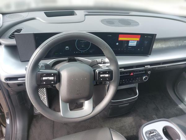 Hyundai IONIQ 9 UNIQ 6-Sitzer (MY 26) 110 kWh (307 PS) AWD, Panorama-Glas-Schiebedach, Relax-Paket