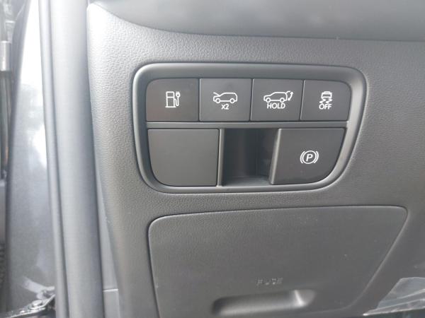 Hyundai IONIQ 9 UNIQ 6-Sitzer (MY 26) 110 kWh (307 PS) AWD, Panorama-Glas-Schiebedach, Relax-Paket