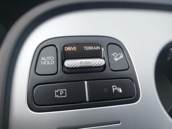 Hyundai IONIQ 9 UNIQ 6-Sitzer (MY 26) 110 kWh (307 PS) AWD, Panorama-Glas-Schiebedach, Relax-Paket