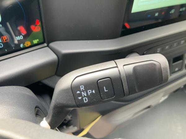 Ford Transit Custom 320 L1H1 Kastenwagen - PHEV + NAVI*TWA*ACC*LADERAUMSCHUTZ