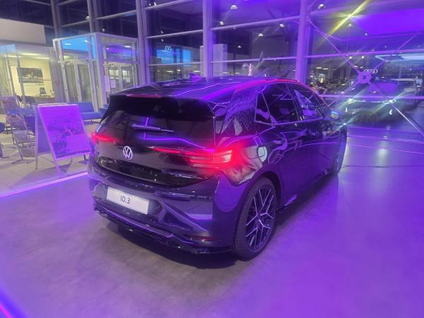 Volkswagen ID.3 GTX Performance FIRE+ICE 326PS //SOFORT VERF.// -HUD - LED - NAVI- Pano. usw.