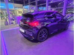 Volkswagen ID.3 GTX Performance FIRE+ICE 326PS //SOFORT VERF.// -HUD - LED - NAVI- Pano. usw.