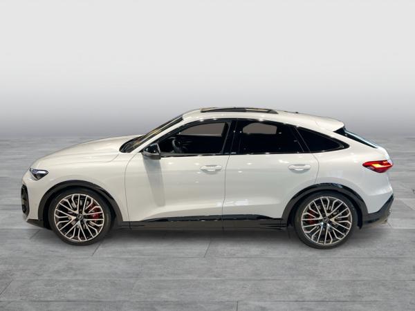 Audi SQ5 Sportback Pano/Luftf./HuD/STHZ/AHK/360°/21Zoll