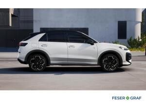 Volkswagen T-Roc 1.5 eTSI DSG R-Line NAV MATRIX BLACK 360°