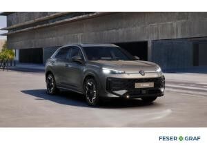 Volkswagen T-Roc 1.5 eTSI DSG R-Line NAV MATRIX PANO 360°