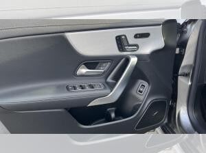 Mercedes-Benz CLA 45 AMG 4M+ Perf.Sitze+Aero+Night2+Headup+Sound Mercedes-Benz CLA 45 AMG 4M+ Perf.Sitze+Aero+Night2+Headup+Sound