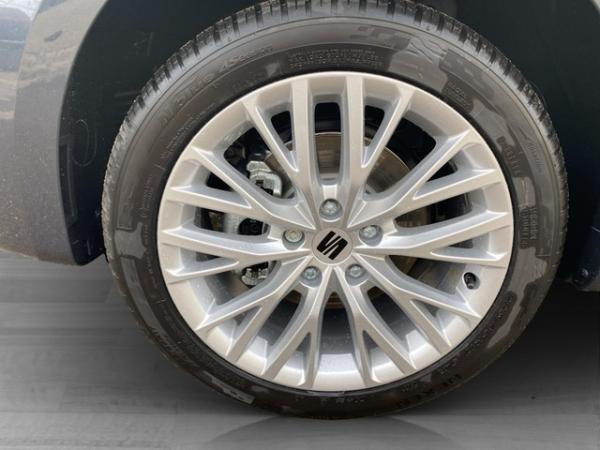 Seat Leon Sp. 1.5 eTSI DSG Road Edition AHK eHeck Matrix-LED Navi Kamera ACC WP