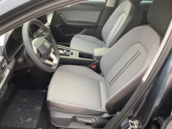 Seat Leon Sp. 1.5 eTSI DSG Road Edition AHK eHeck Matrix-LED Navi Kamera ACC WP