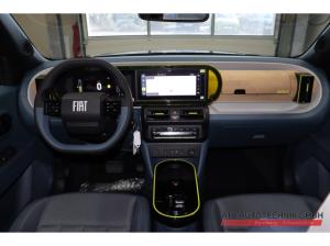 Fiat Grande Panda Elektro 44kWh Batterie La Prima Winterpaket
