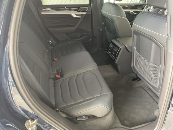 Volkswagen Touareg 3,0 V6 TDI R-Line 4M Matrix AHK Memory Leder