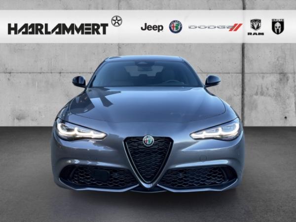 Alfa Romeo Giulia Veloce Q4 2.0 PDC+KAMERA+NAVI+CARPLAY+SHZ