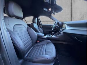 Alfa Romeo Giulia Veloce Q4 2.0 PDC+KAMERA+NAVI+CARPLAY+SHZ
