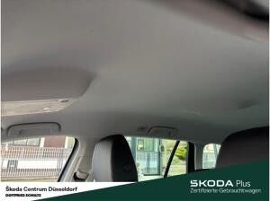 Skoda Octavia Combi 1.5 eTSI Selection Infotainment-Paket Interieur-Design-Paket Lodge