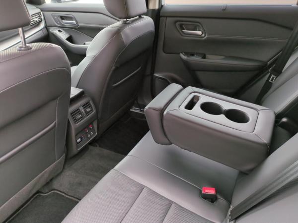 Nissan X-Trail N-Trek 1.5 VC-T e-POWER Ganzjahresreifen