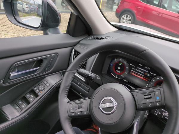 Nissan X-Trail N-Trek 1.5 VC-T e-POWER Ganzjahresreifen